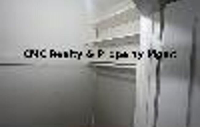 200 N Maple Ave