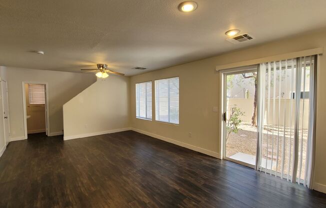 9444 Grandview Spring - 4 bedrooms , 2.5 bathrooms , 1367 SQFT
