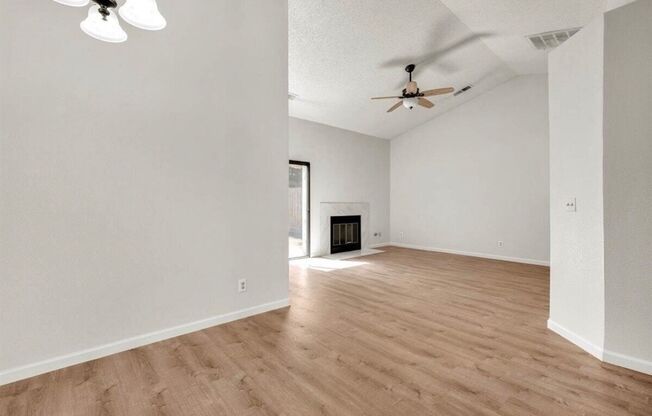 Cozy Home for rent in Visalia