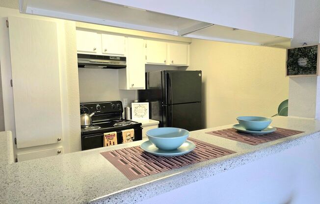 1 bed, 1 bath, 753 sqft, $819, Unit 914