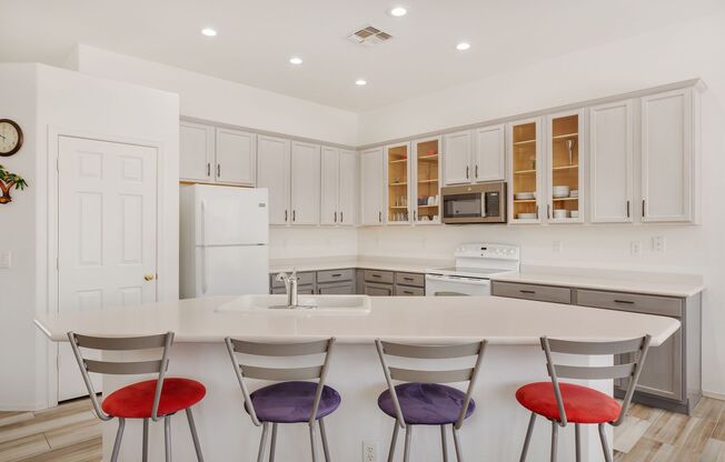 3 beds, 2 baths, $2,350