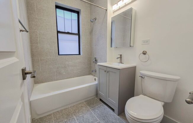 1 bed, 1 bath, 590 sqft, $1,675, Unit 5951P-1W