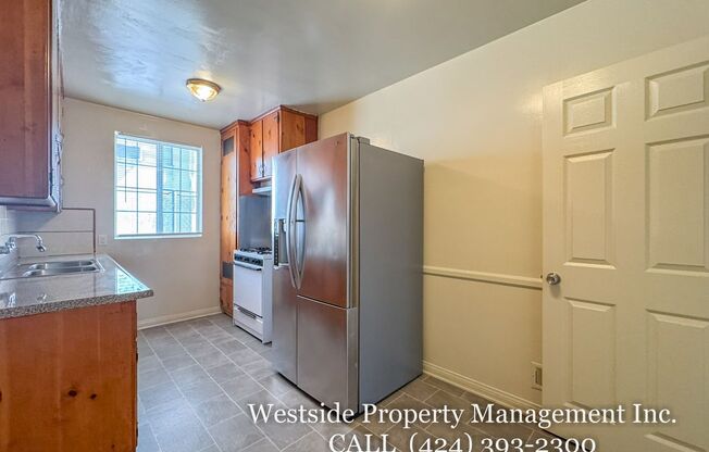 244 S. Doheny Dr.