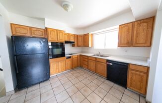 5 beds, 2 baths, $3,495