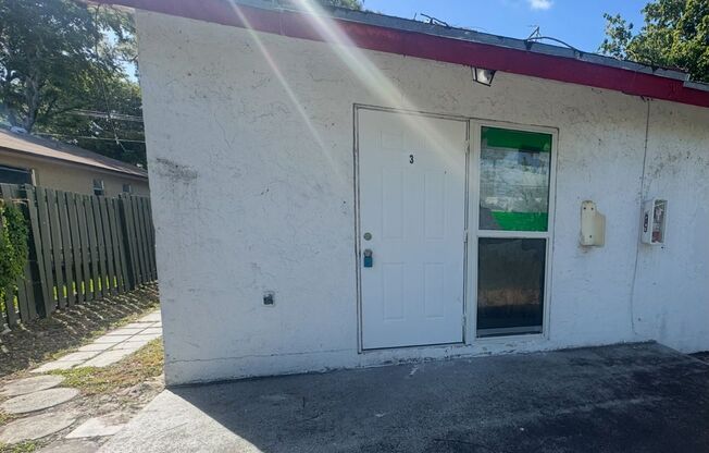 1234 NE 5 TER - COMM 8