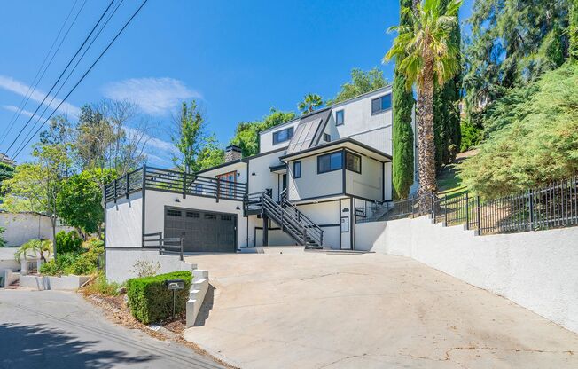 Beautifully Renovated Woodland Hills Home