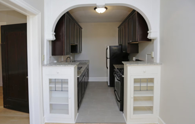 1 bed, 1 bath, 794 sqft, $1,150, Unit 311