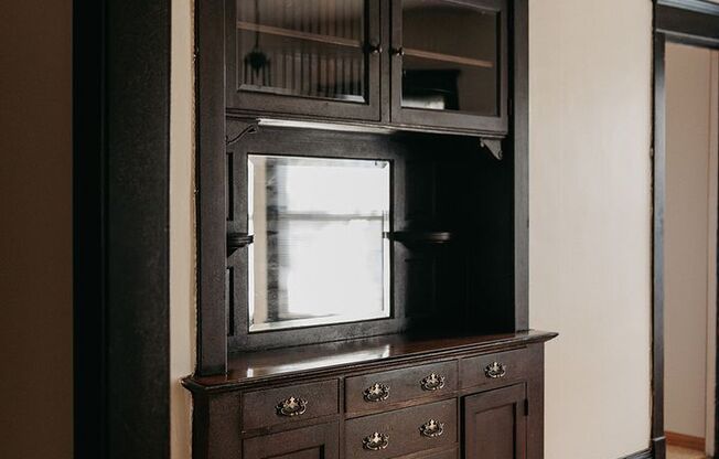 2 beds, 1 bath, 901 sqft, $1,225, Unit 307-42