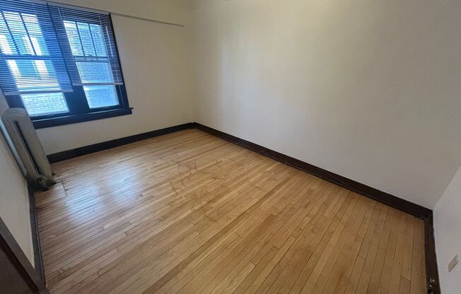 1 bed, 1 bath, $1,195, Unit 61