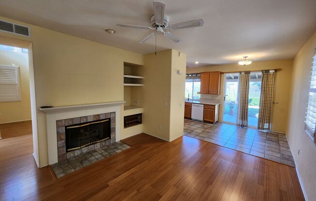 Scripps Ranch View Lot - 3 Bedroom 2.5 Bath - 1913 SF