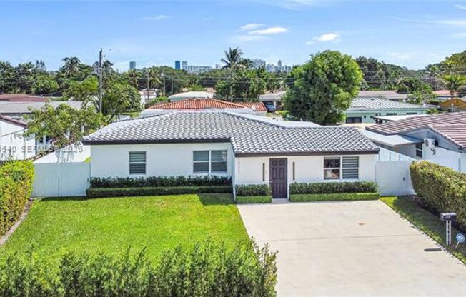 18361 NE 20th Pl # 18361 NORTH MIAMI BEACH, FL 33179