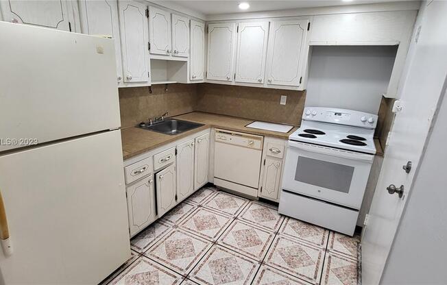 16740 NE 9 AV