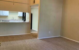 805-Oak Creek Village Apartments