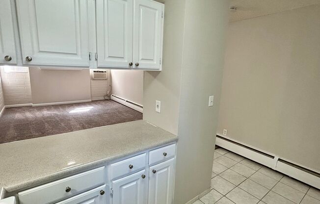 2 beds, 1 bath, 800 sqft, $1,450