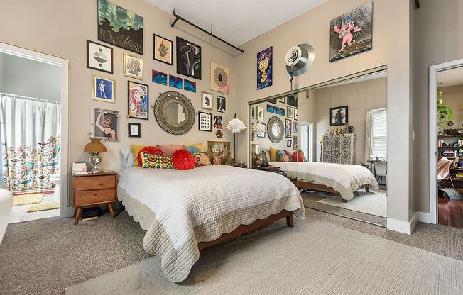 2 beds, 2 baths, 1,200 sqft, $2,400, Unit Jane 403