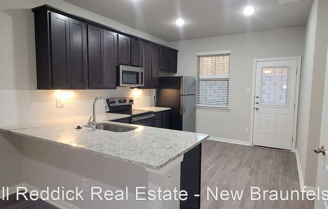 324/326 Caleb Court