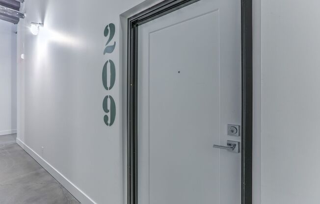 1 bed, 1 bath, 925 sqft, $1,345, Unit A209