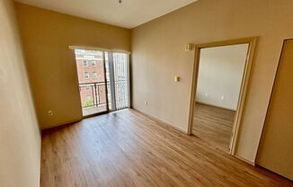 First Hill One Bedroom - Stellar Location! AVAILABLE NOW!