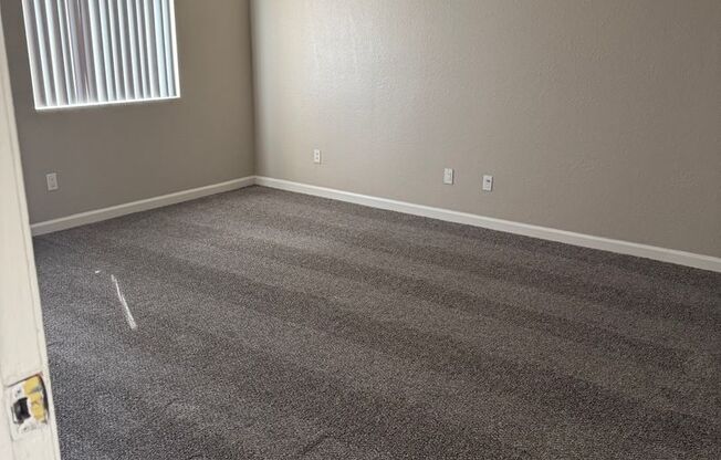 3 beds, 2 baths, 1,440 sqft, $1,899, Unit 189