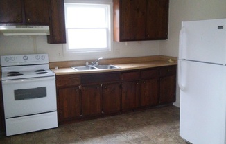 3 beds, 1 bath, $1,750