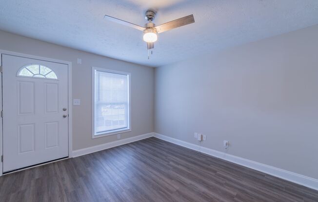 2 beds, 1 bath, 925 sqft, $1,350, Unit 821HLA