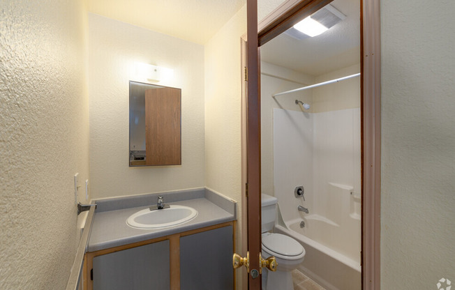 Cedar Apartments is now Leasing!