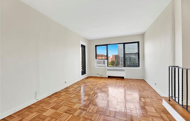 98 10 64 AVE
