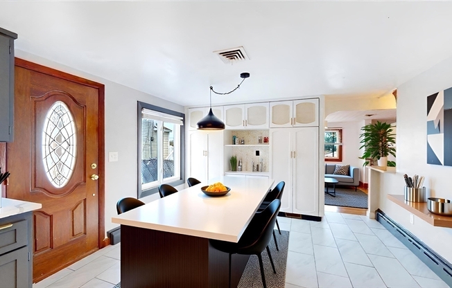 61 MONTMORENCI AVE