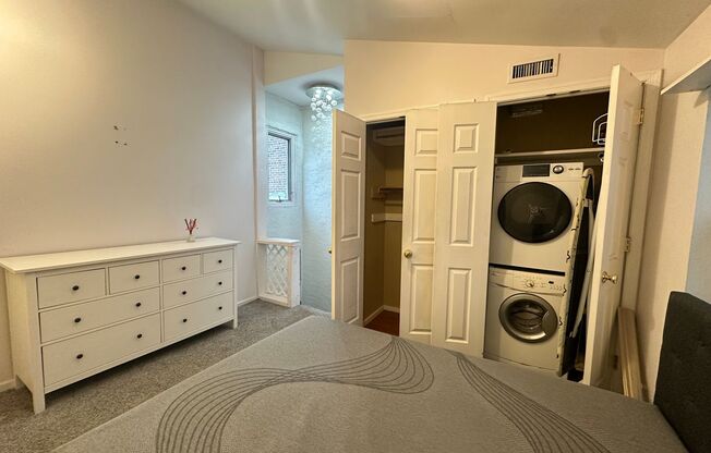 2B1B three story town house with finished basement