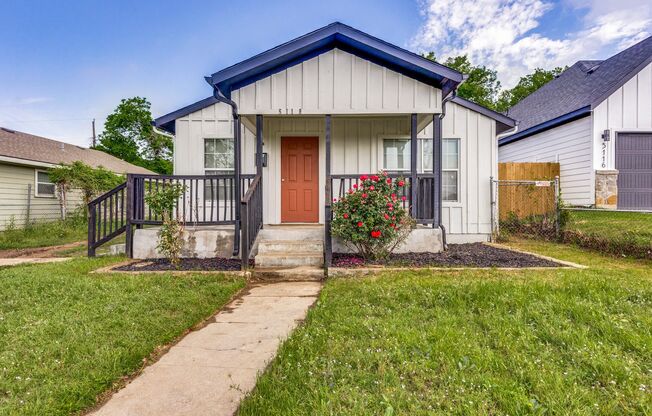2 bedroom, 2 bath in Fort Worth!