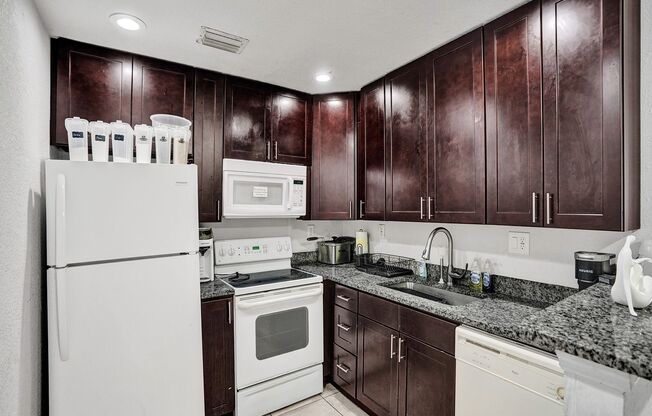 1400 NW 33 WAY