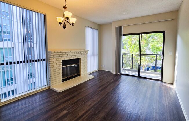 2 beds, 1.5 baths, 1,195 sqft, $4,098, Unit 411