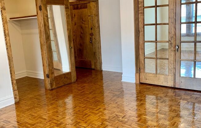 Studio, 1 bath, 500 sqft, $1,665, Unit 553-414