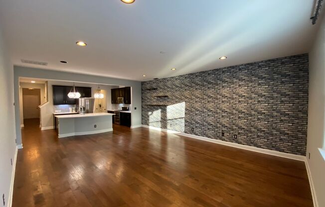 Immaculate Hillsborough Townhome **APPLICATION PENDING**