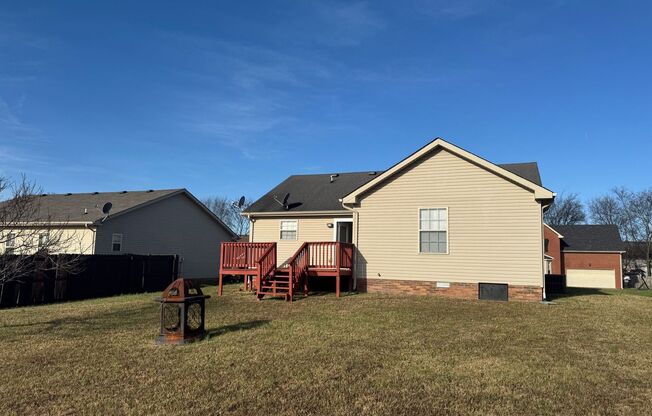 3 beds, 2 baths, $1,495