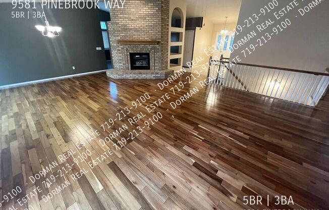9581 PINEBROOK WAY