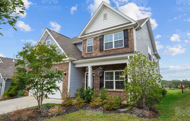 House in Northborough Neighborhood