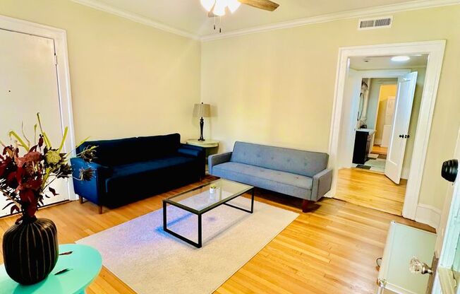 2 beds, 2 baths, 1,350 sqft, $2,750, Unit 942-03