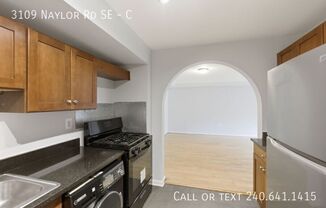 3109 NAYLOR RD SE