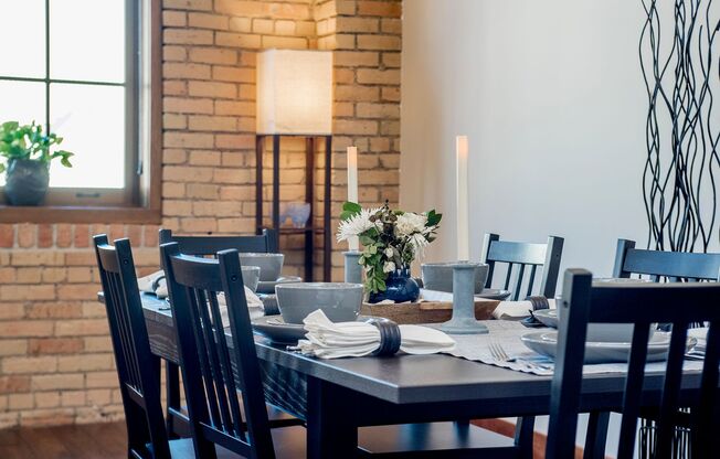 2 beds, 1 bath, 1,121 sqft, $1,995, Unit 209