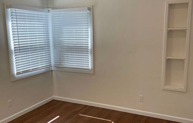 1 bed, 1 bath, $2,500