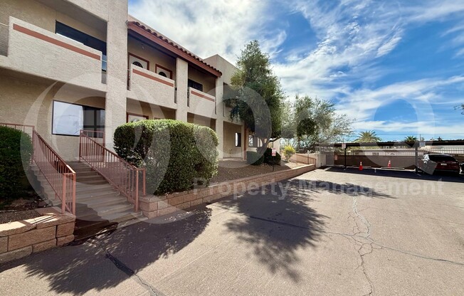 1 bed, 1 bath, 560 sqft, $849, Unit 232