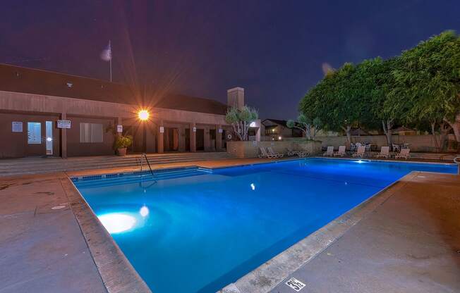 Woodside Village Apartments Pool