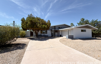 3914 E BECKER LN