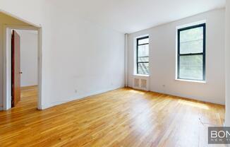 2 beds, 1 bath, $3,800, Unit 11