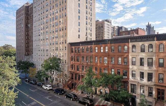 4 beds, 3 baths, 1,800 sqft, $11,000, Unit 5A