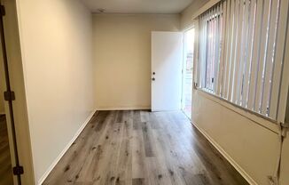 1 bed, 1 bath, 400 sqft, $1,395, Unit 4336 - 1/2