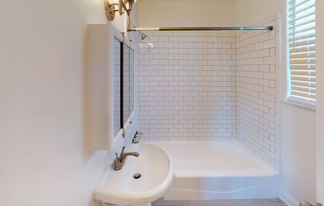 Studio, 1 bath, 400 sqft, $1,445, Unit 328