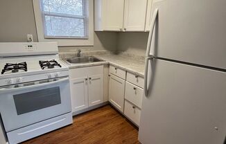 1 bed, 1 bath, 613 sqft, $995, Unit AS K-3