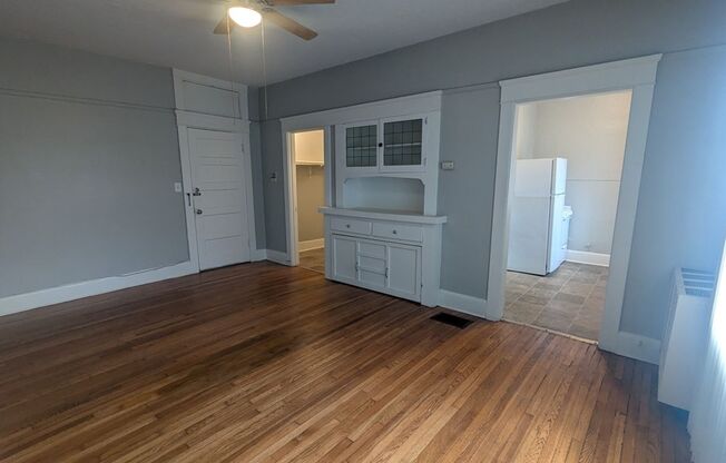 Studio, 1 bath, 370 sqft, $1,975, Unit #3